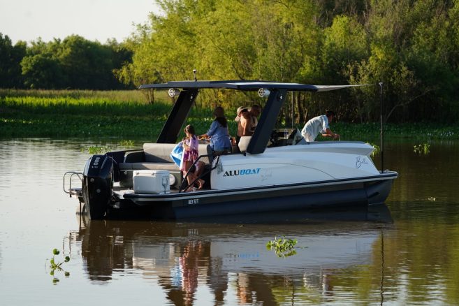 Aluboat Tritoon